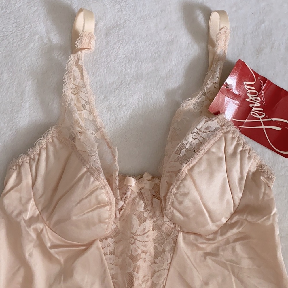 {VTG/NWT} Henson Kickernick | 70s Nylon Lace Underwire Bra Slip Dress 1865 (34C) - Picture 4 of 16